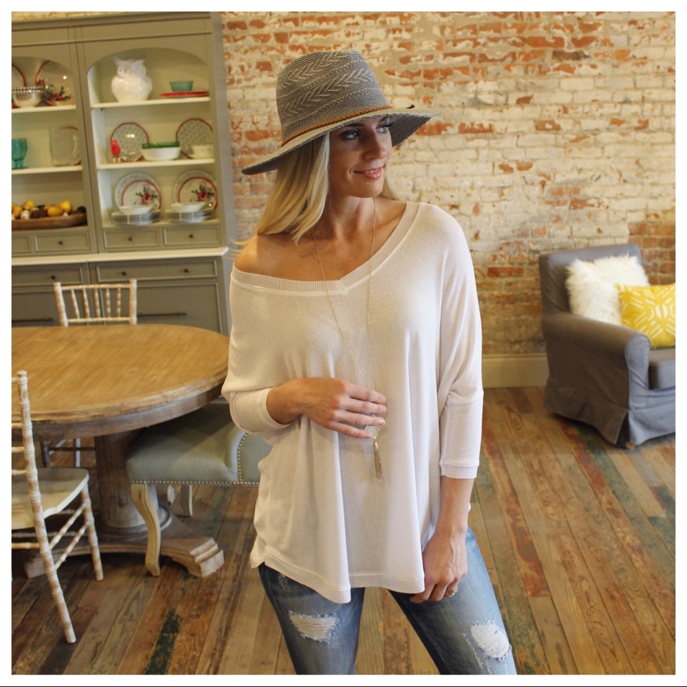 ✨LAST✨Ivory Ribbed Knit Dolman Tunic - Picture 4 of 7
